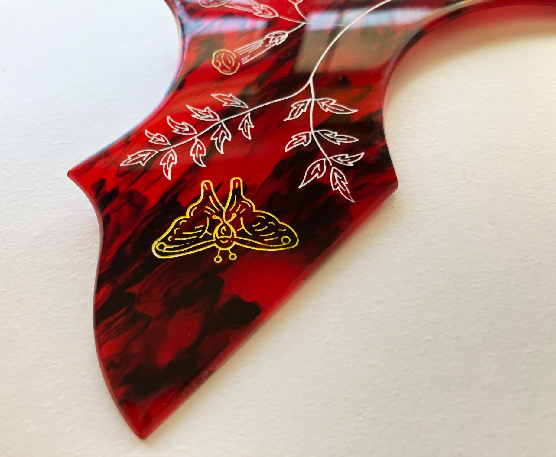 Gibson Engraved Pickguards | fox-guitars.com